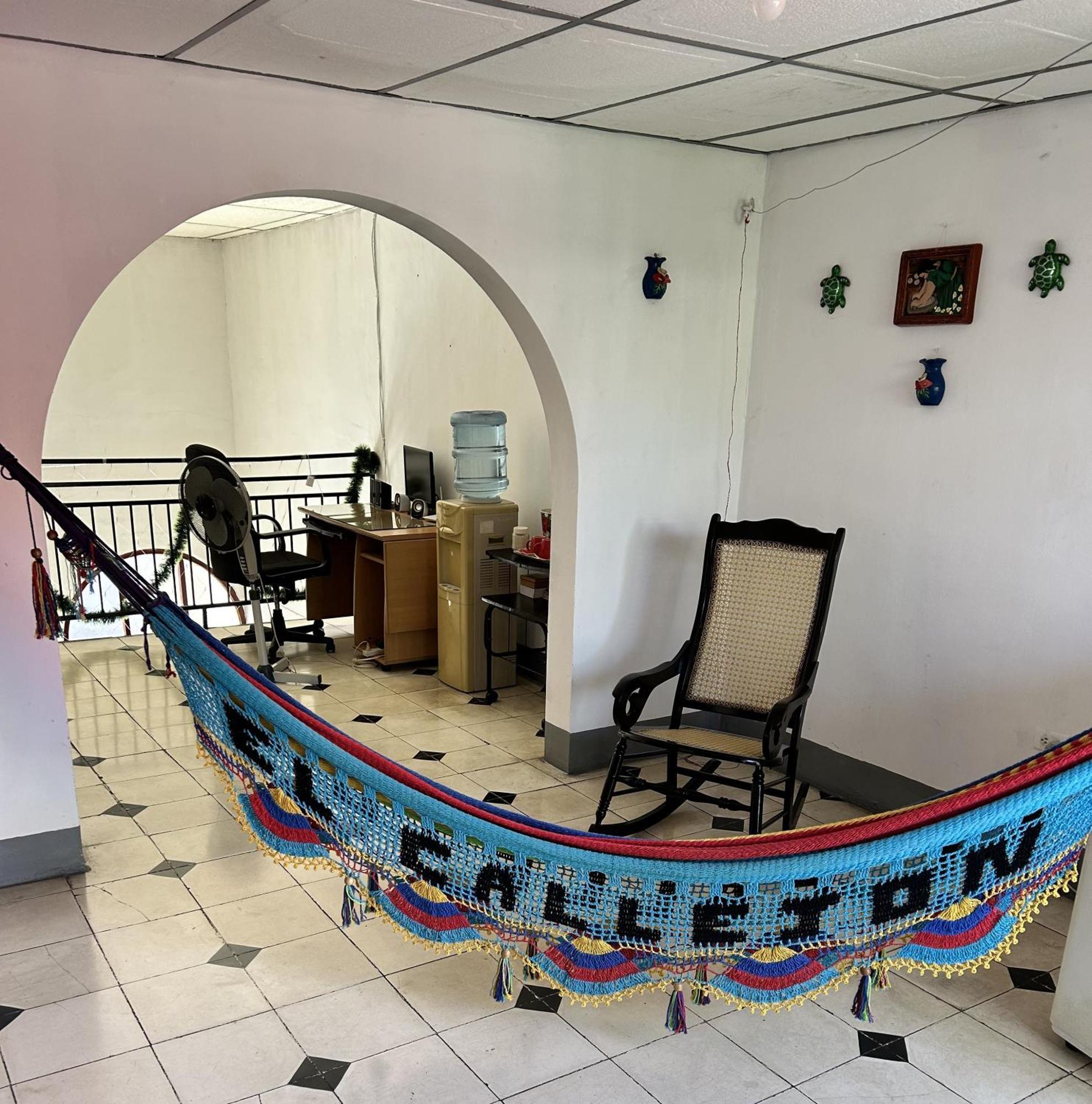El Callejon Guest House Leon Ngoại thất bức ảnh