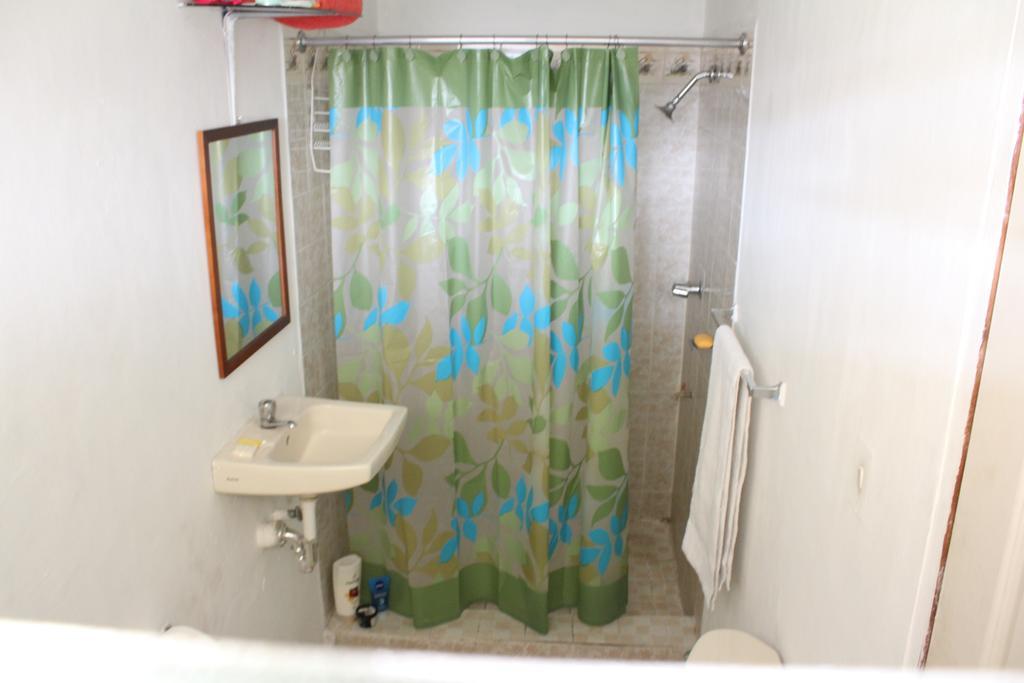 El Callejon Guest House Leon Ngoại thất bức ảnh
